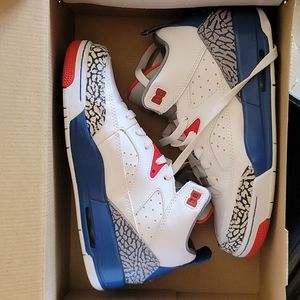 5.5 Y. Jordan son of low.  Multi color